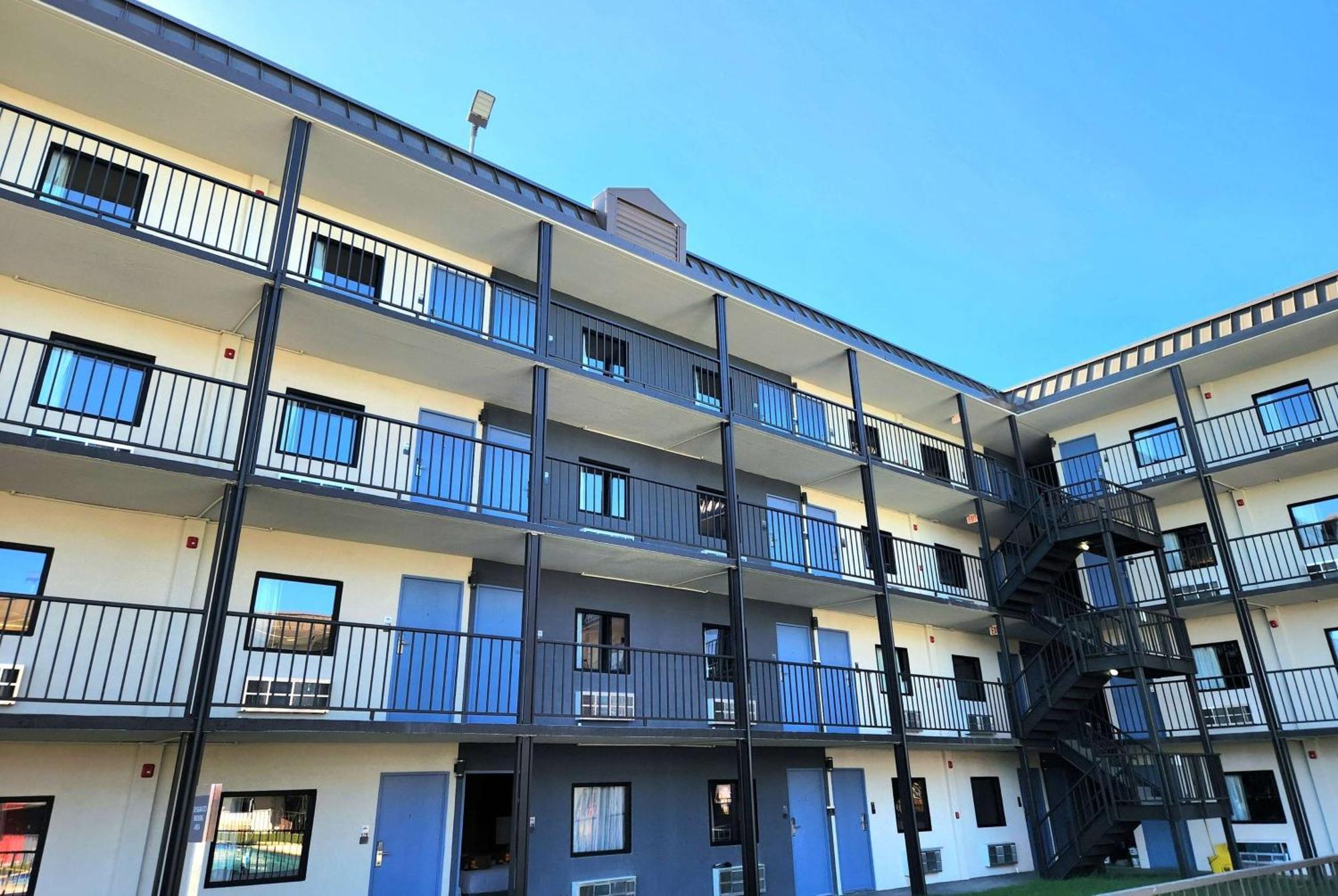 Days Inn By Wyndham Kenner/New Orleans Airport South Екстер'єр фото