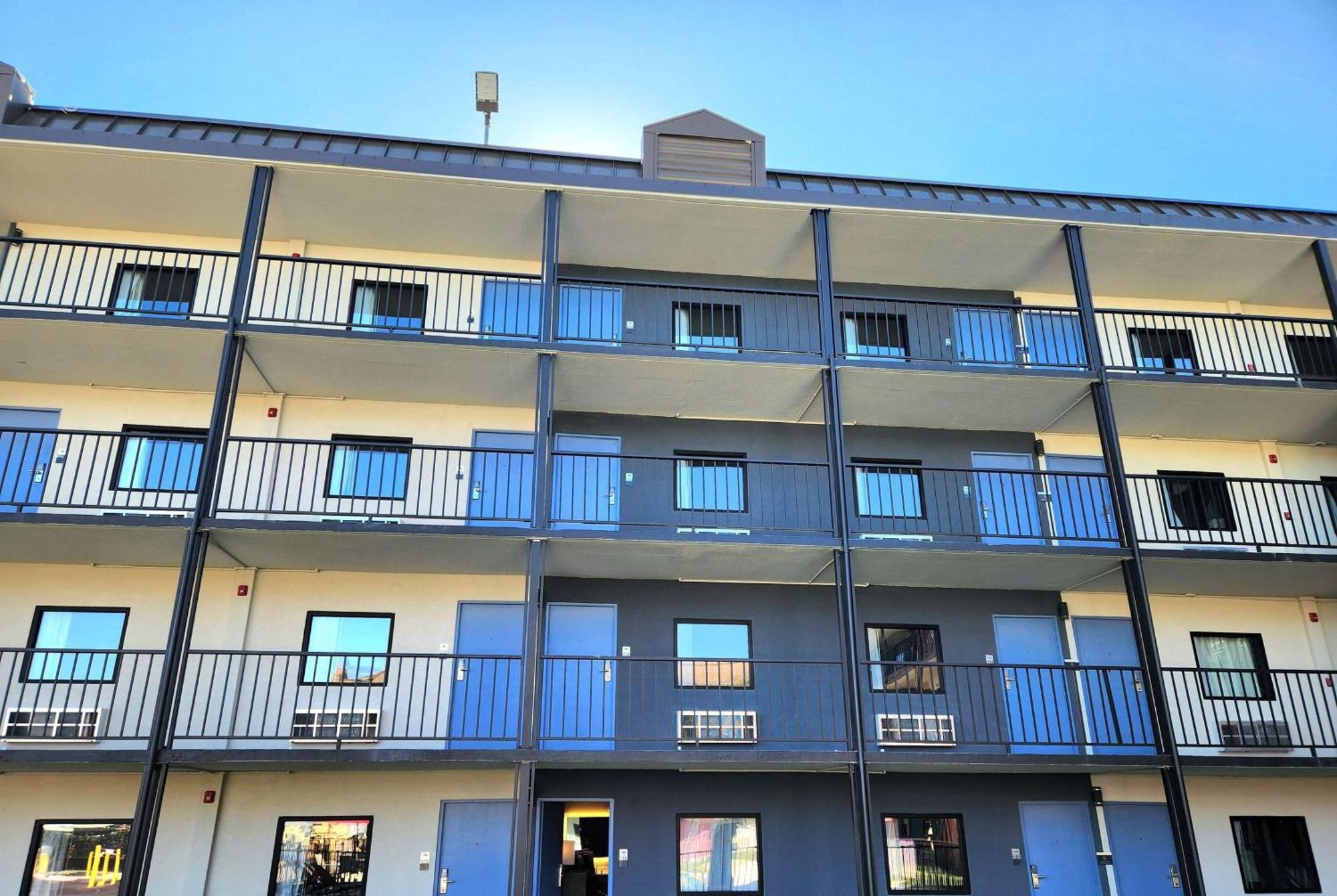 Days Inn By Wyndham Kenner/New Orleans Airport South Екстер'єр фото